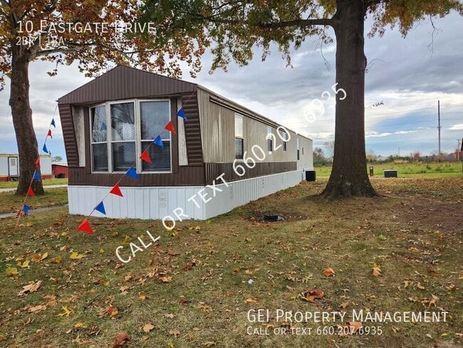 Building Photo - 10 Eastgate Dr