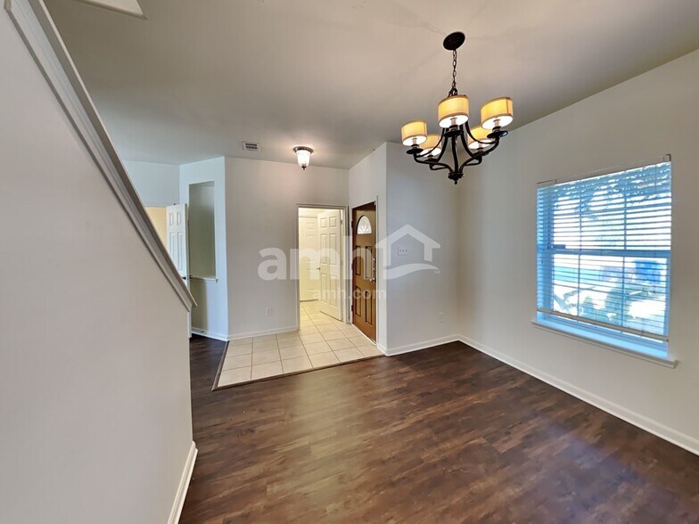 Building Photo - 21927 Saragosa Pond Ln