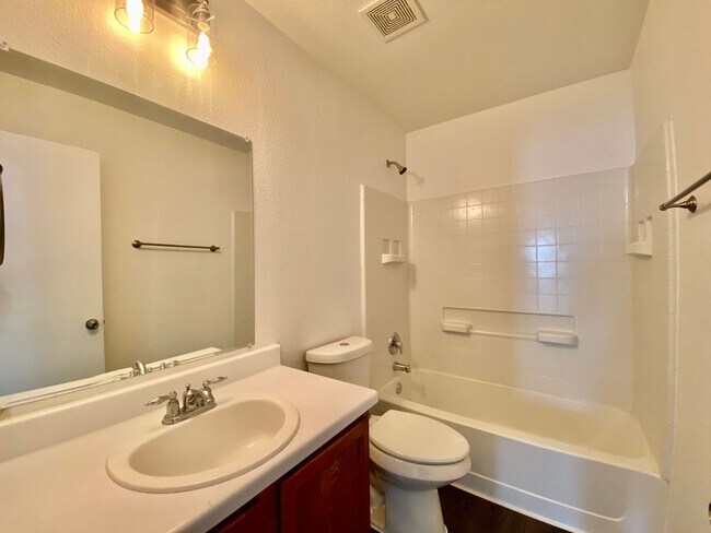 Building Photo - 6608 Ferrystone Pass