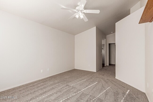 Building Photo - 1793 E Gail Dr