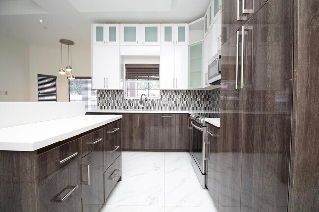 Building Photo - 3308 McCallister Ct
