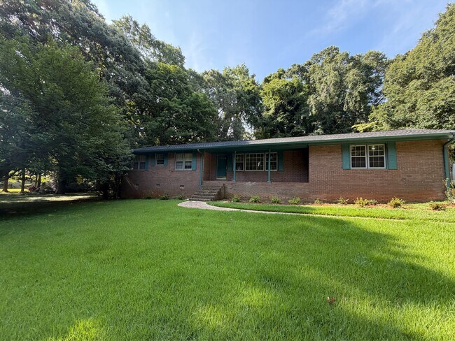 Building Photo - 54 Dickson Cir