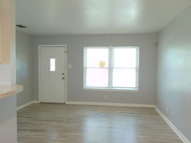 Building Photo - 4318 Belfast Dr