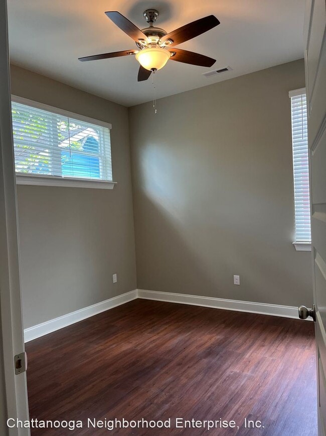 Building Photo - 2 br, 1 bath House - 2121 Vance Ave.