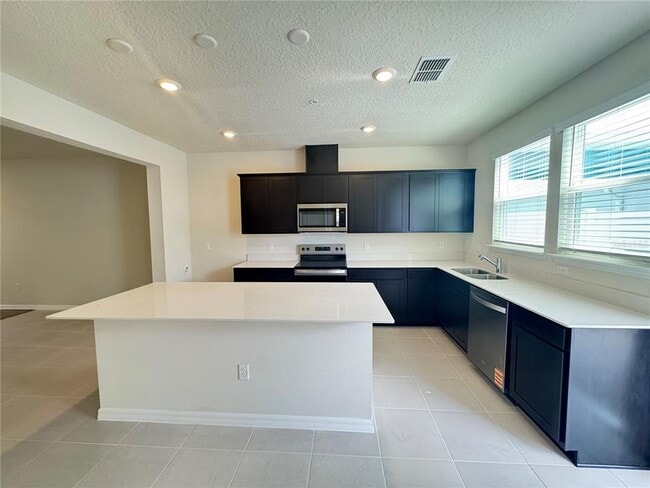 Building Photo - 4568 Maple Waltz