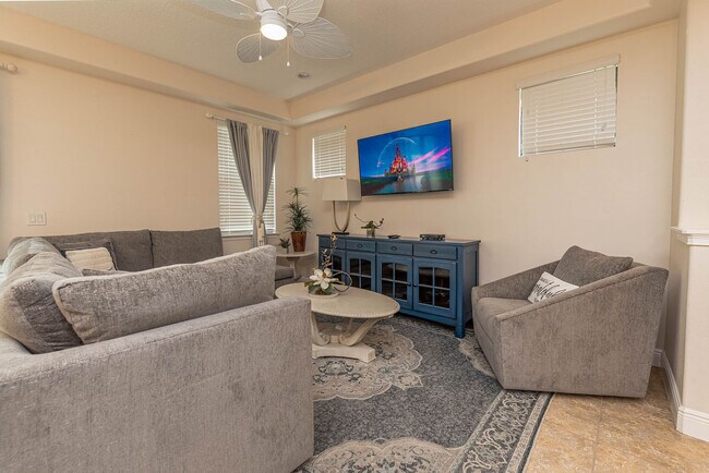 Primary Photo - 8079 Brooksville Dr