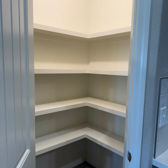 Building Photo - 9850 Elite St