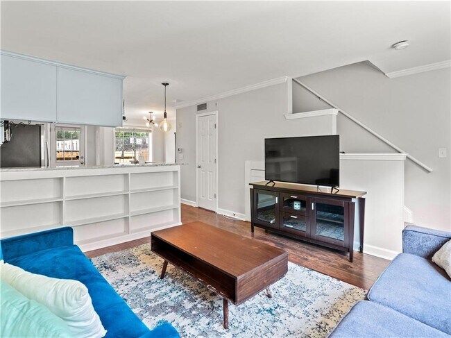 Building Photo - 2232 Dunseath Ave NW