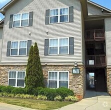 Building Photo - 1132 Harts Ridge Dr