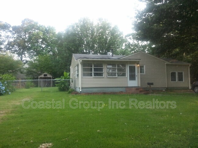 Building Photo - 4733 Adler Ave