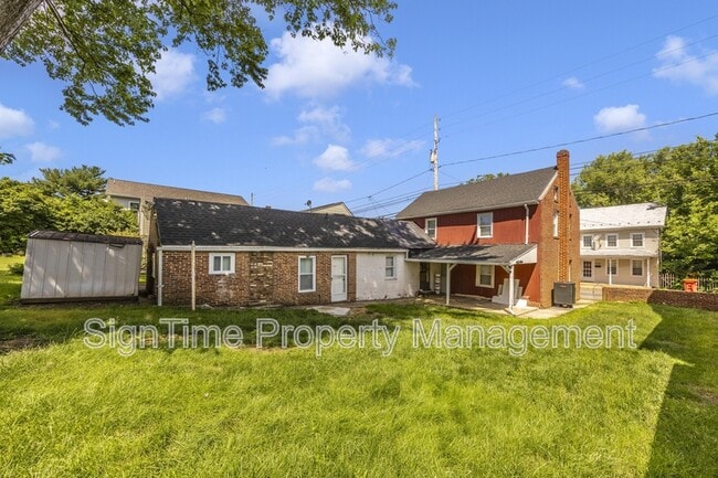 Building Photo - 106 Potomac St