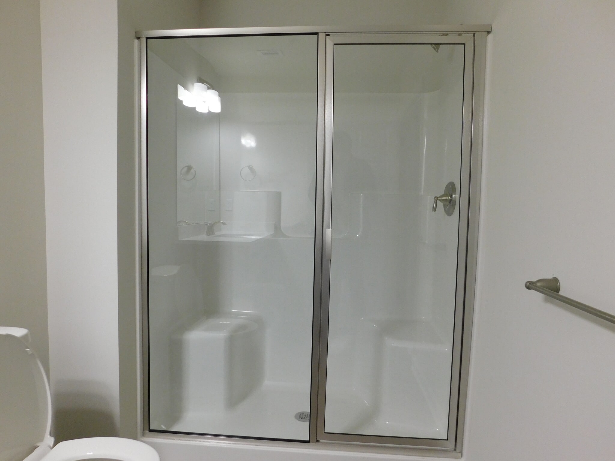 Building Photo - 1513 Maple St