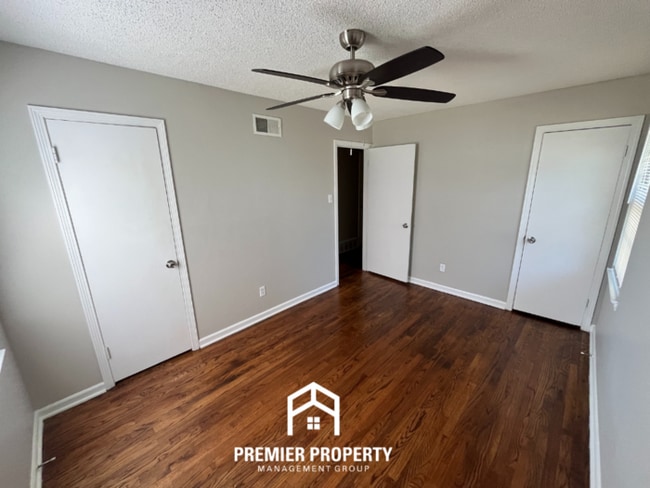 Building Photo - 5605 Loch Lomond Rd