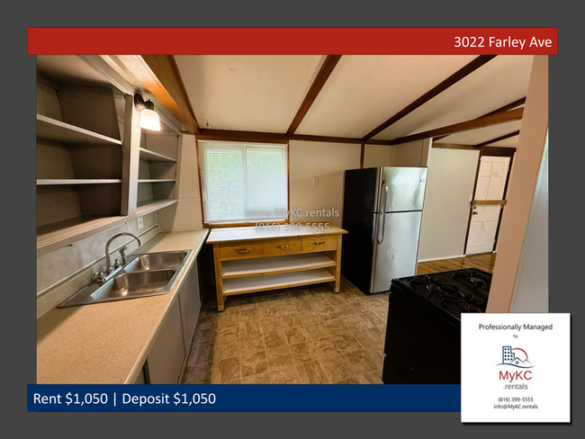 Building Photo - Charming 2-Bedroom Home with Fresh Renovat...