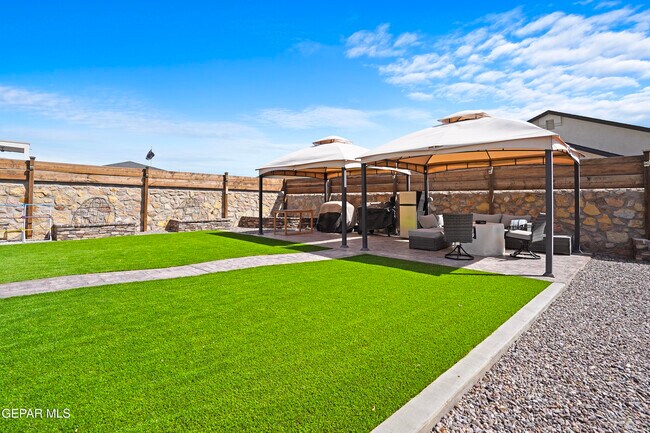 Building Photo - 2812 Tierra De Moyo Pl