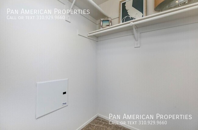 Building Photo - 840 S Magnolia Ave