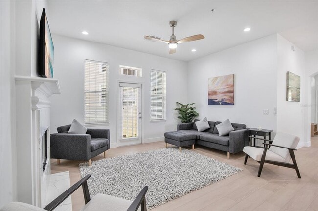 Building Photo - 1659 Hanks Ave