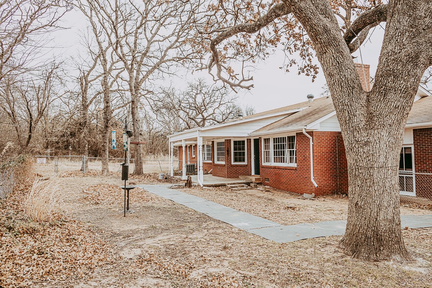 Backyard - 5331 Indian Hill Rd