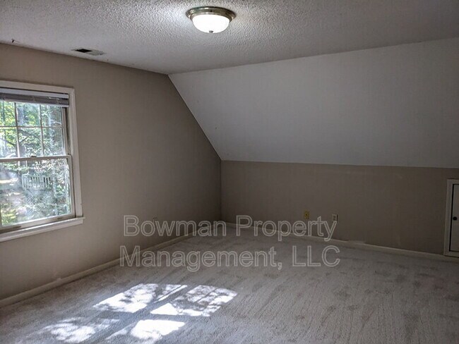 Building Photo - 170 Woodhaven Ridge