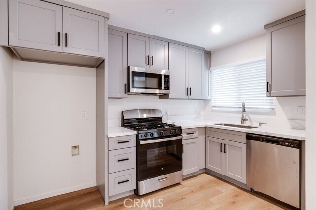 Building Photo - 206 Chicago Ave