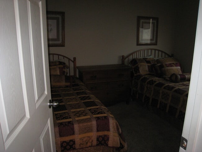 Building Photo - 13430 Ebbtide Village