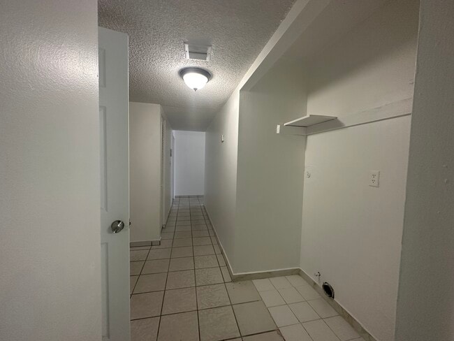 Hall seperating bedrooms - 21444 NW 40th Circle Ct