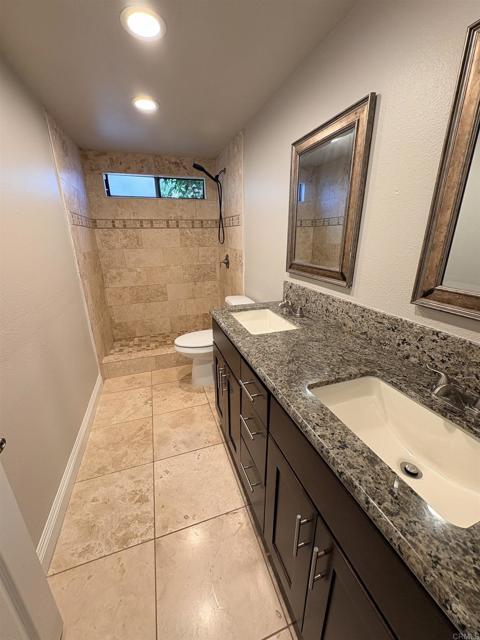 Building Photo - 4603 Cove Dr