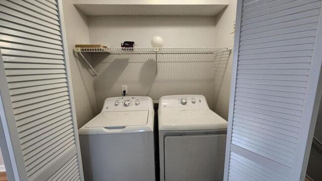 Building Photo - 203 Double Eagle Dr