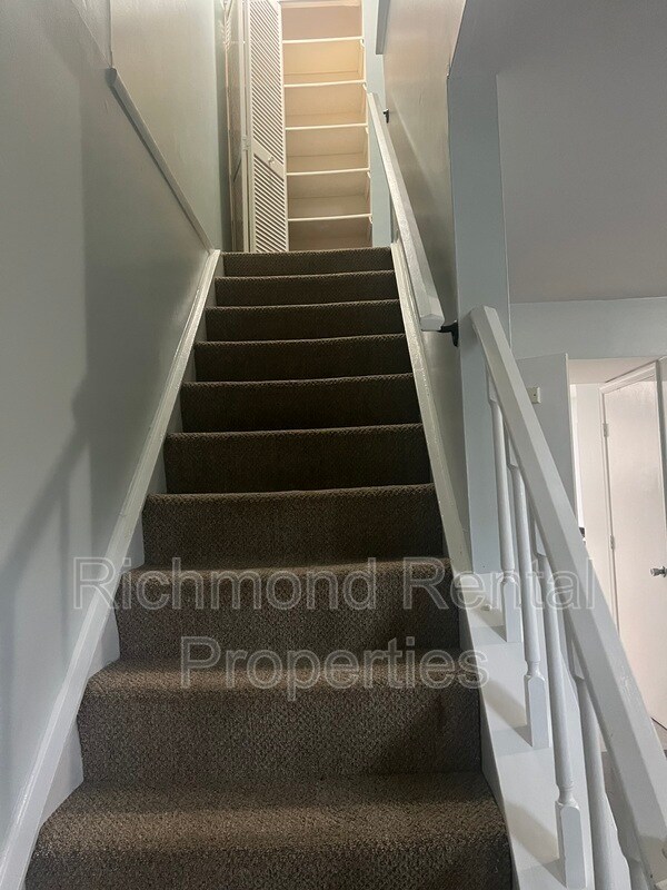 Building Photo - 9332 Gildenfield Ct
