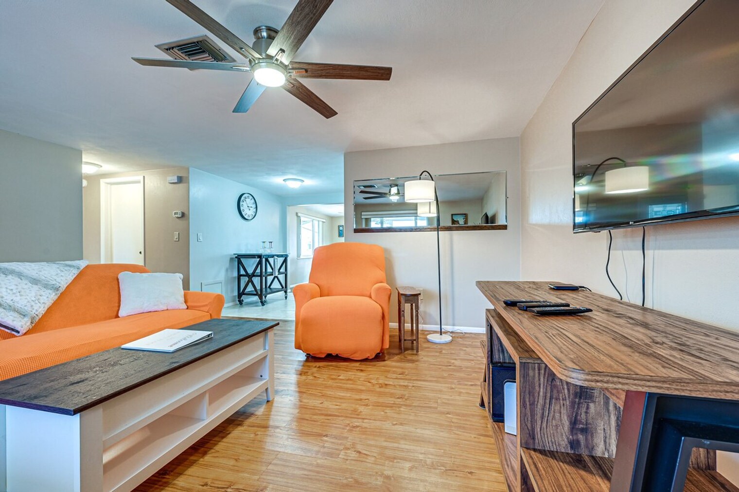 Building Photo - 7536 Topay Ln