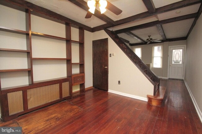 Building Photo - 1117 E Wilt St