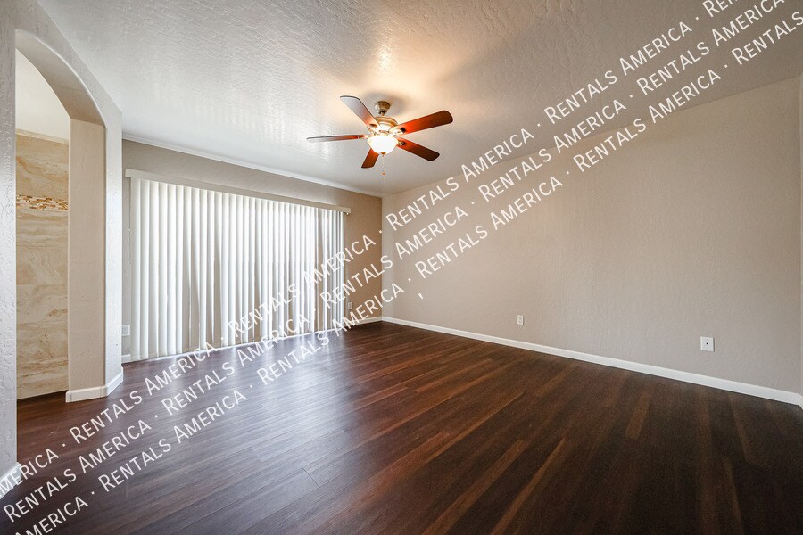 Building Photo - 3160 W Frankfurt Dr