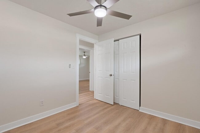 Building Photo - 4999 Packard Dr