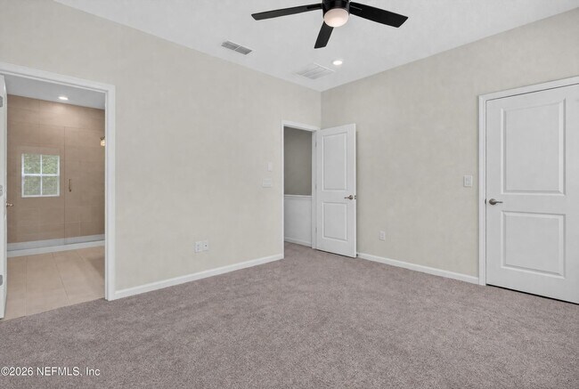 Building Photo - 39 Mellowood Ln