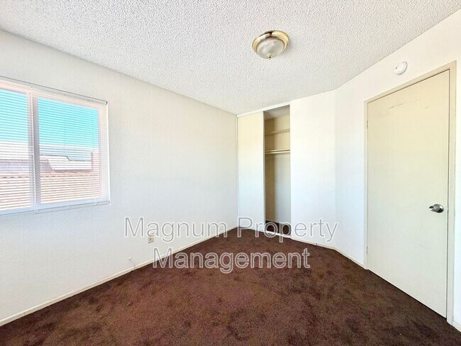 Building Photo - 1523 Apple Creek Dr