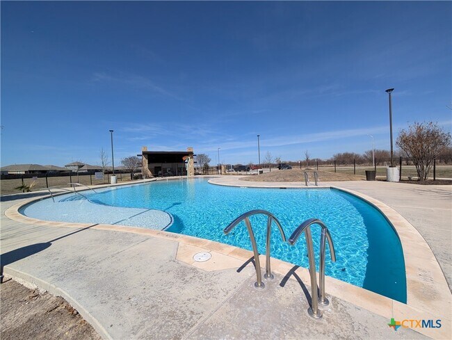 Building Photo - 447 Butterfly Bush Ct