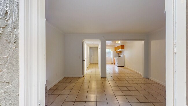 Building Photo - 18233 Happy Ln