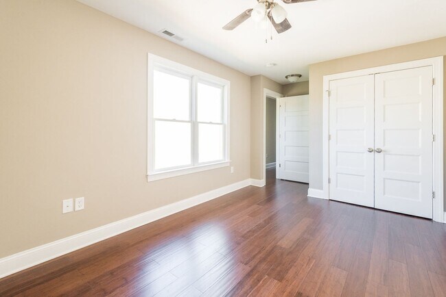 Building Photo - Stunning 2 Bedroom in Churchill Coming soon!