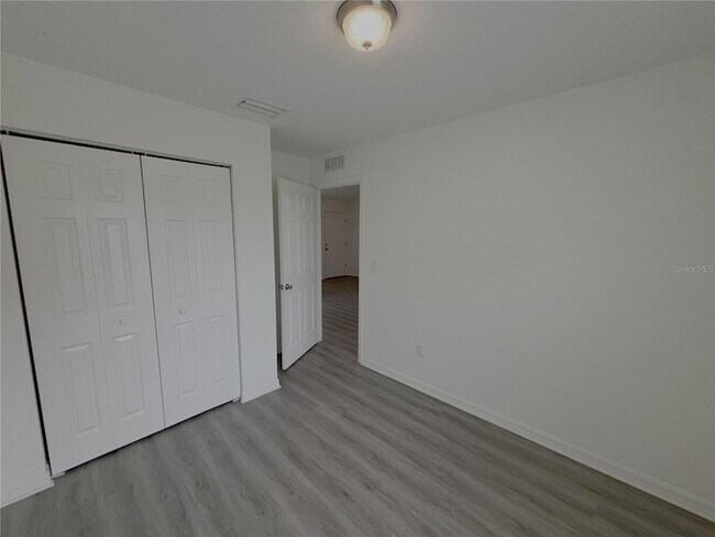 Building Photo - 103 Marion Oaks Dr