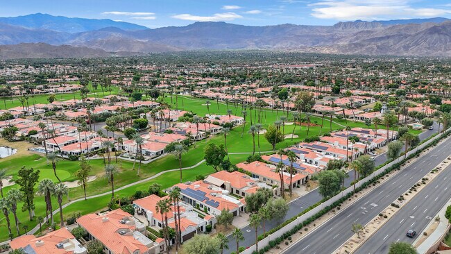 Building Photo - 75273 Spyglass Dr