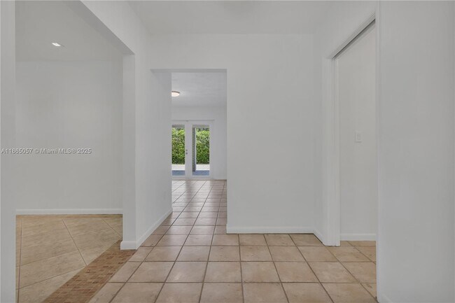 Building Photo - 8261 SW 165th Terrace