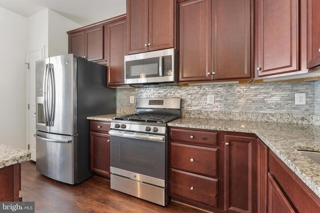 Building Photo - 8105 Kyne Millers Way