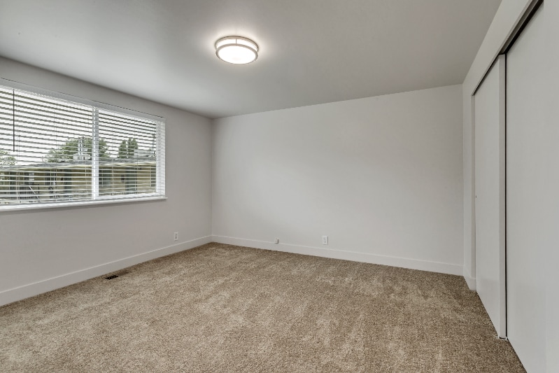 Building Photo - 2117 E 3300 S