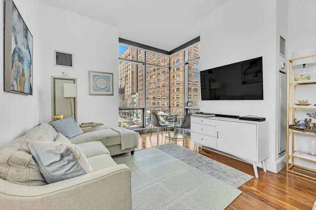 Primary Photo - 2 bedroom in New York NY 10075