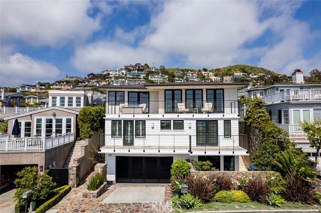 Building Photo - 322 Emerald Bay