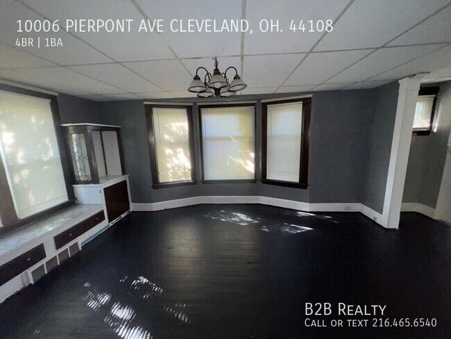 Building Photo - 10006 Pierpont Ave