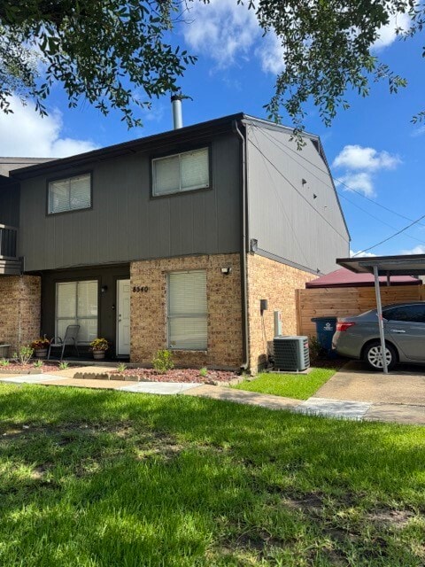 Building Photo - 8540 Glen Meadow Ln