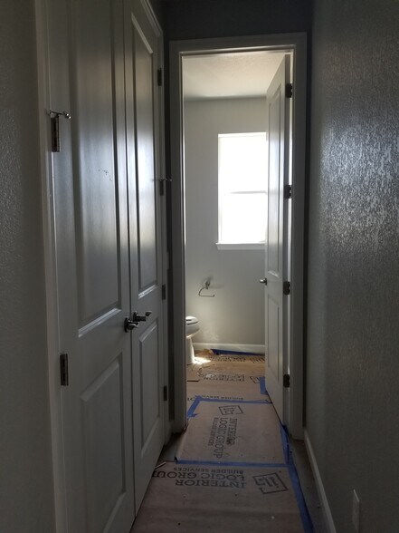 Building Photo - 412 w 128th place