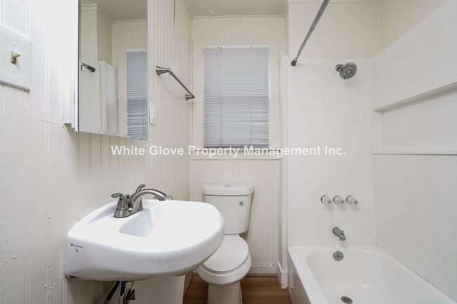 Building Photo - Remodeled 2-Bedroom Home in Cypress with New Upgrades & Garage Parking