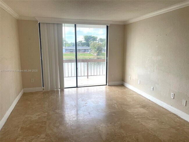 Building Photo - 8301 SW 142nd Ave